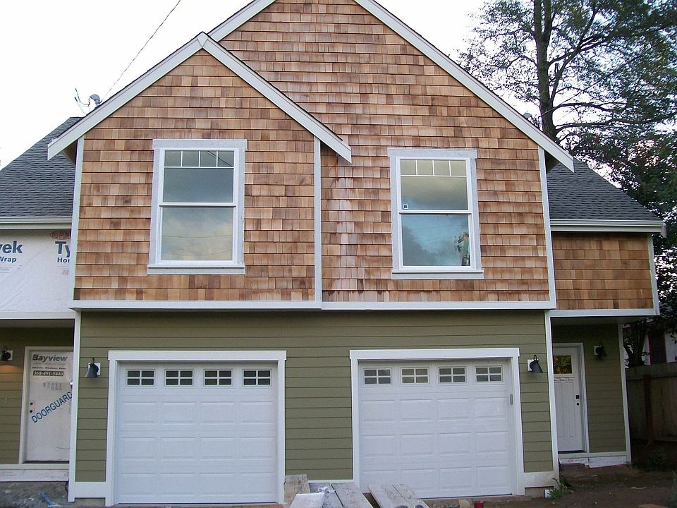 1st image of 727 Wilson St SE