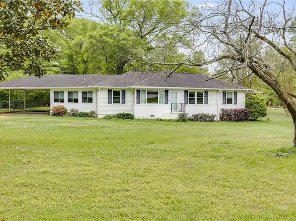 3876 Spring Dr, Lithia Springs, GA 30122