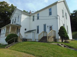 320 E Van Emmon St APT B, Yorkville, IL 60560