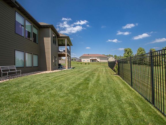 4th image of 1928 Dogwood Dr SE