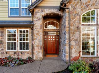 2625 Beacon Hill Dr, West Linn, OR 97068