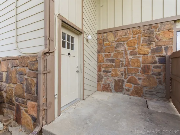 6364 S 80th East Ave APT G, Tulsa, OK 74133