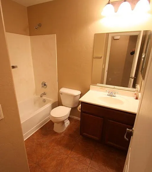 2371 E Calle Gran Desierto — Photo 3