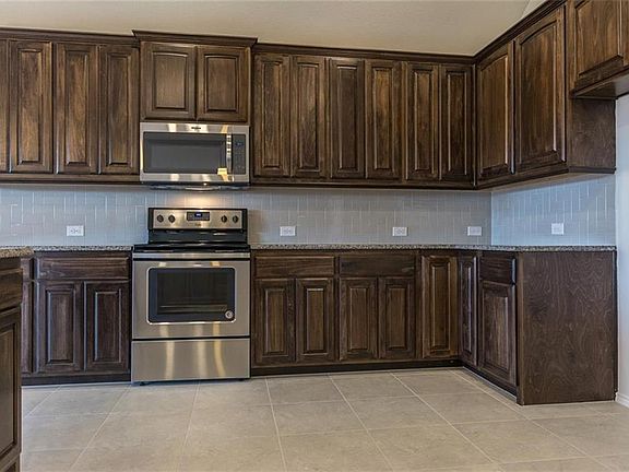 5th image of 2548 Weatherford Heights Dr