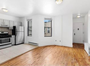 1643 8th Ave #3B, Brooklyn, NY 11215