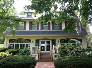 112 Salisbury Rd, Brookline, MA 02445
