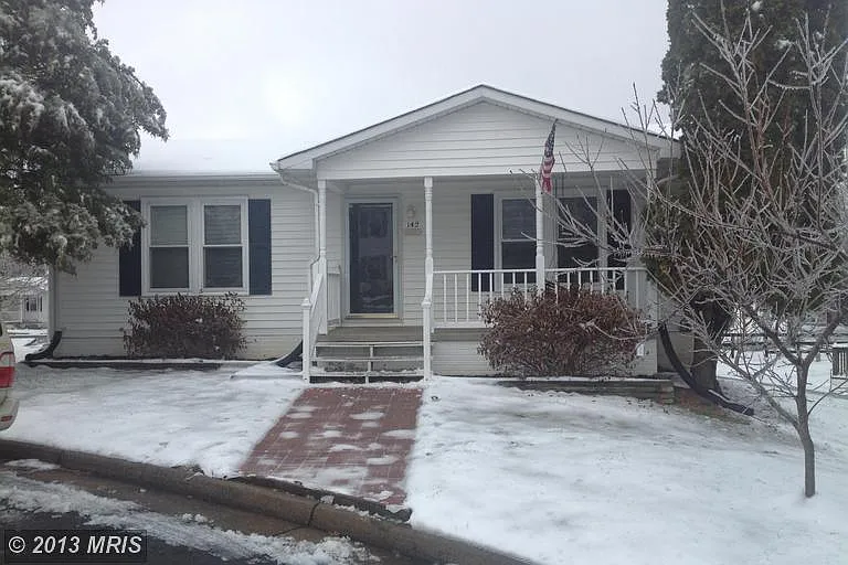 142 Oak View Dr SE photo 1