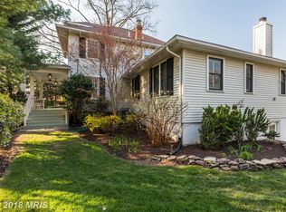2935 King St, Alexandria, VA 22302
