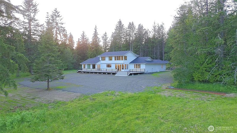 2nd image of 138 Lostwood Lane