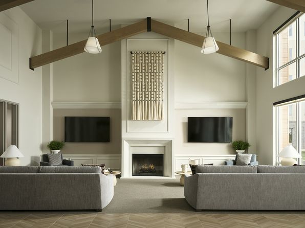 9696 S Maroon Cir #307