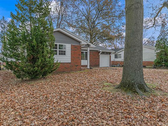 2nd image of 2812 Wintergreen Dr