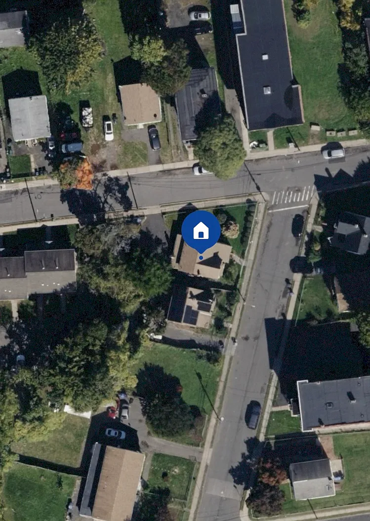 405 Bellevue St — Photo 3
