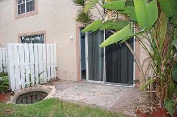 5th image of 920 Sorrento Dr