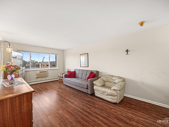 3rd image of 7650 W Altgeld St APT 415