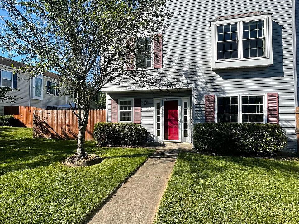 1st image of 6107A Hoskins Hollow Cir