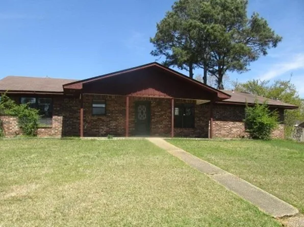 1062 Binns Dr, Monticello, AR 71655