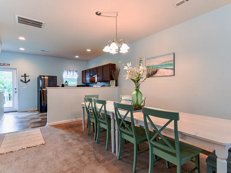 703 Elton Ave #1 — Photo 8