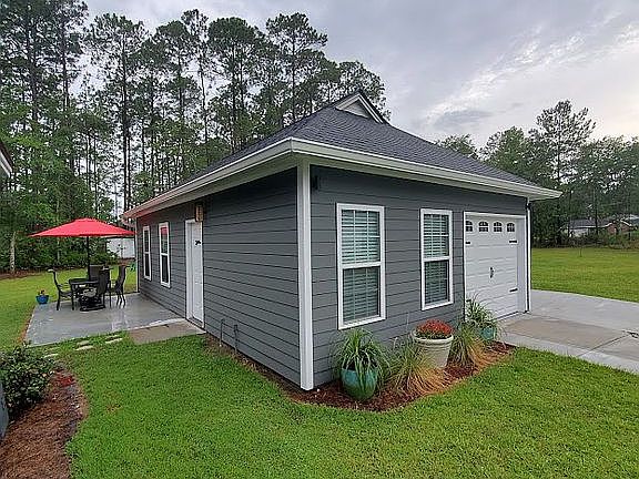 2nd image of 3336 Norton Pl
