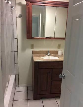 5th image of 6410 Stonehurst Dr
