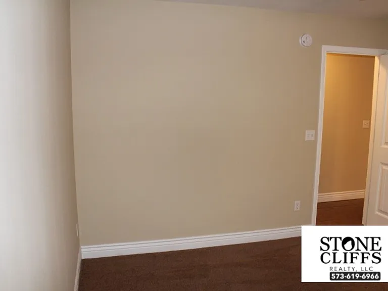 231 Rylee Cir — Photo 22