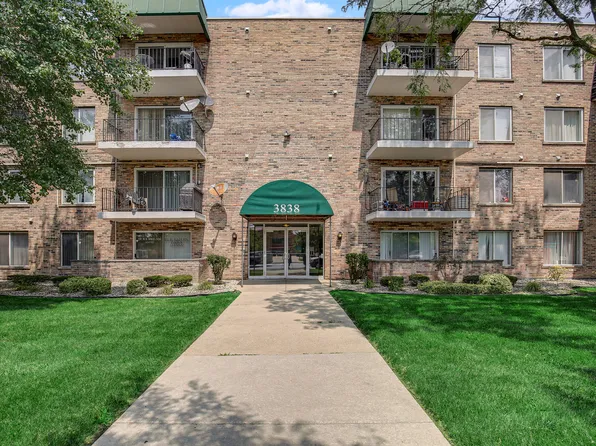 3838 W 111th St APT 401, Chicago, IL 60655