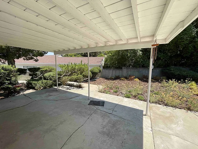22236 San Miguel St — Photo 29