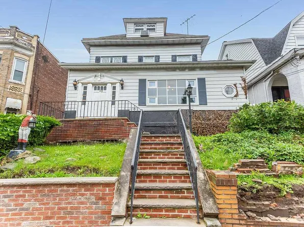 304-306 Avenue B, Bayonne, NJ 07002