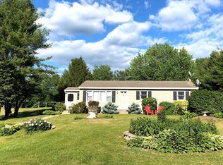 78 Smith Rd, Hallowell, ME 04347