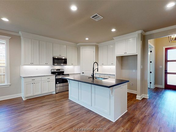 5th image of 3908 Eskew Dr