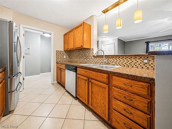 5th image of 3371 Lenox Village Dr Unit 155