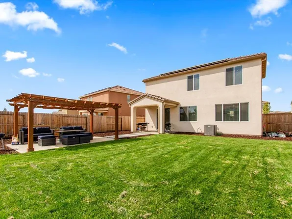 1432 Algodon Rd, Plumas Lake, CA 95961