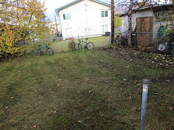 5th image of 1236 McCarty Ave