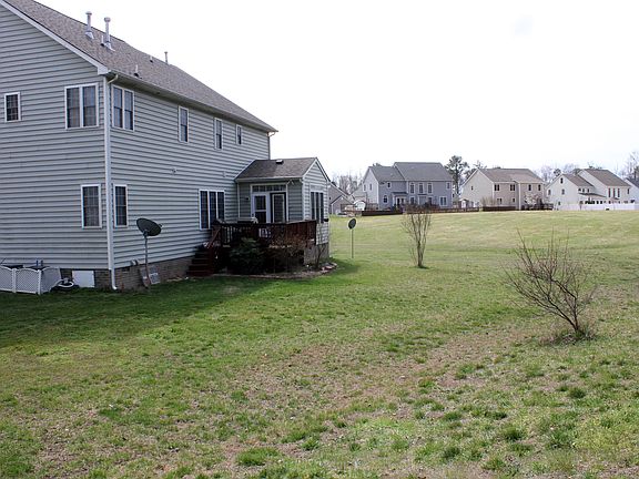 2nd image of 11612 Sadler Glen Ln