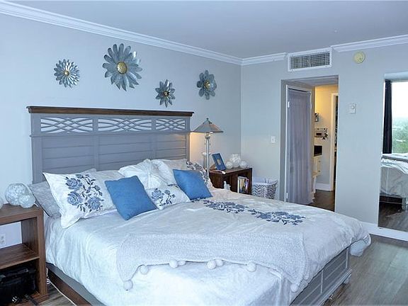 5th image of 4040 Galt Ocean Dr #1005