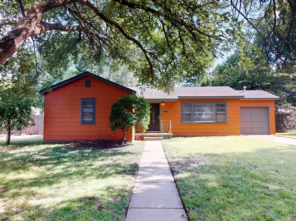 1715 Oak Ave, Woodward, OK 73801
