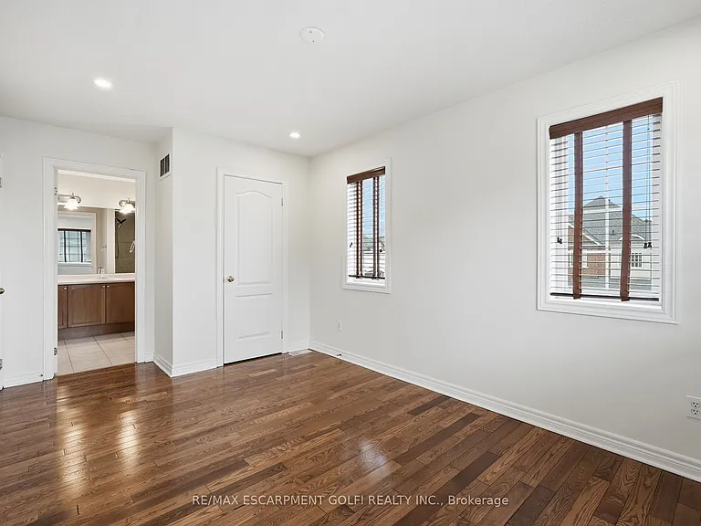 100 Springstead Ave — Photo 23