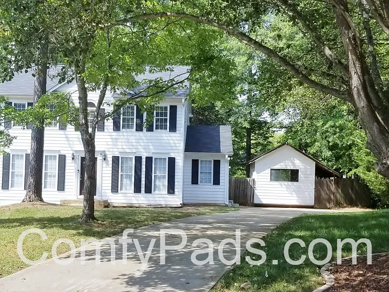 13602 Seastone Ln — Photo 10