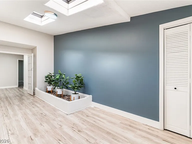 2129 N Michael Way — Photo 14