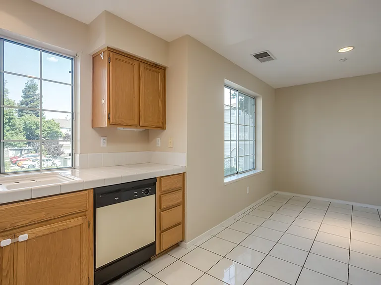 1831 Sterling Lndg — Photo 11