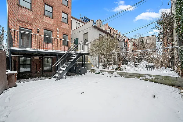 Sold by Engel & Völkers New York City | media 16