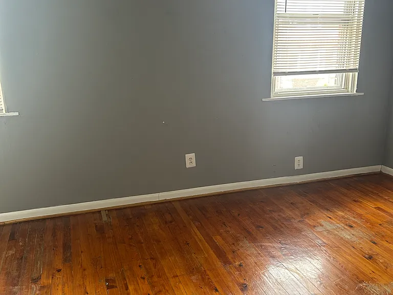 232 Laveer St — Photo 2