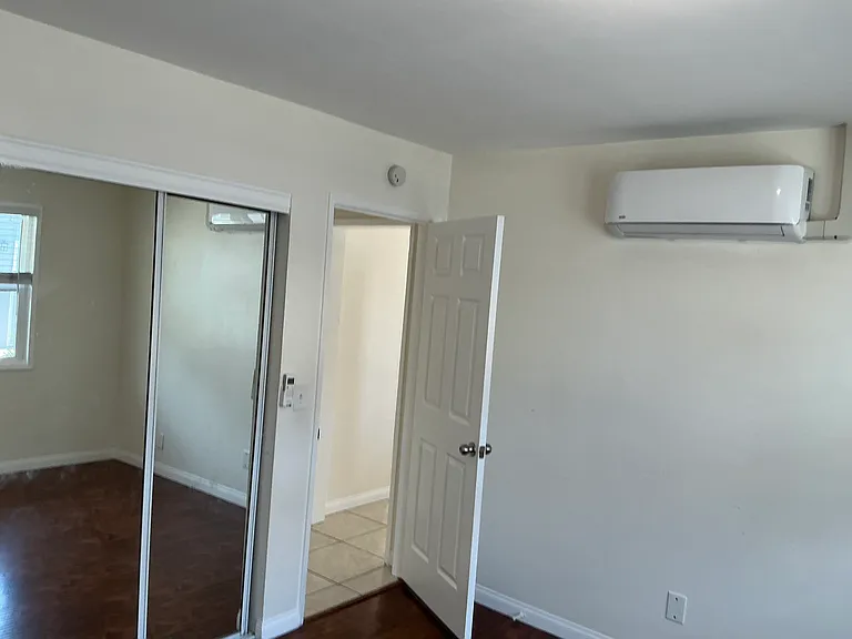364 16th Pl #A — Photo 24