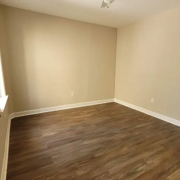 1005 Edmondson Ave — Photo 13