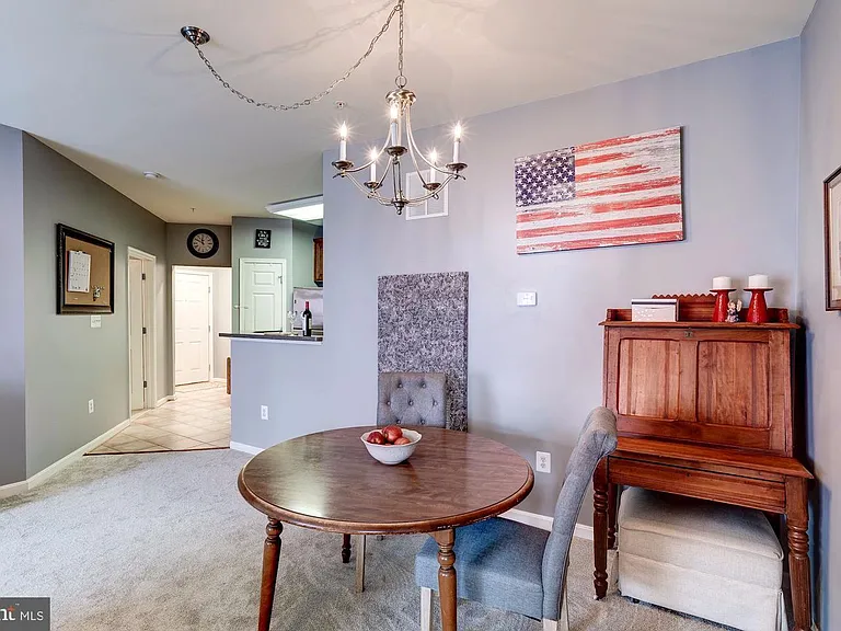 21228 McFadden Sq #211 — Photo 17
