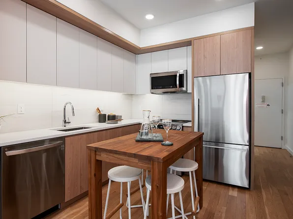 276 20th Street image 1 of 15