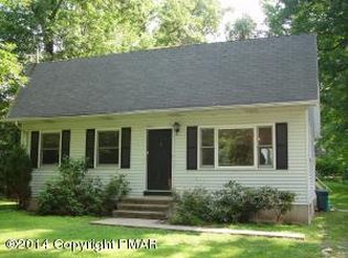 110 Robin Ln, Tannersville, PA 18372