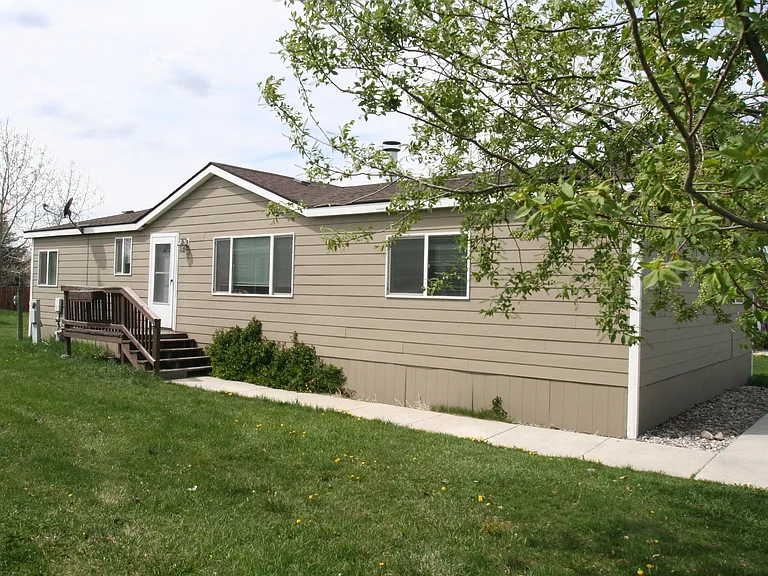 229 Silver Maple Dr — Photo 2