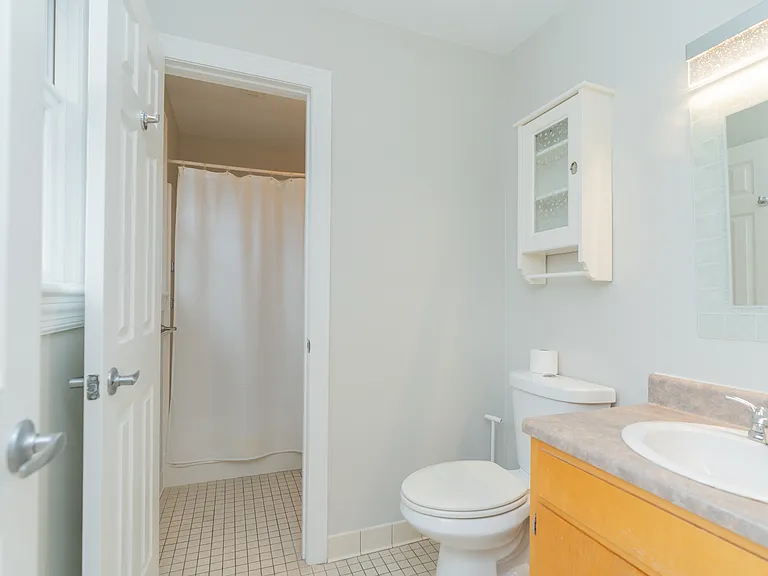 1511 Jefferson St #B — Photo 9