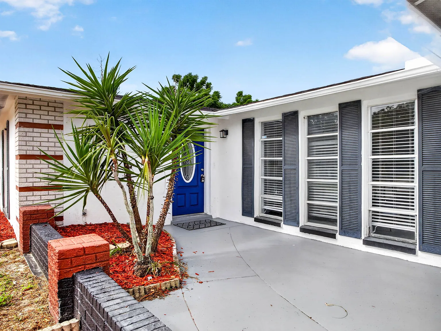3 bed, 1290 sqft, $1,895 — Photo 3
