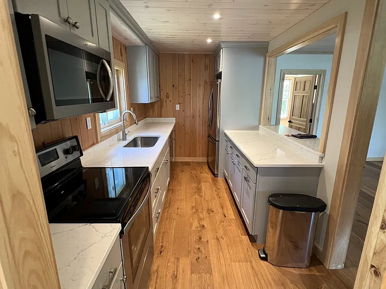 56 Forest Ave — Photo 6